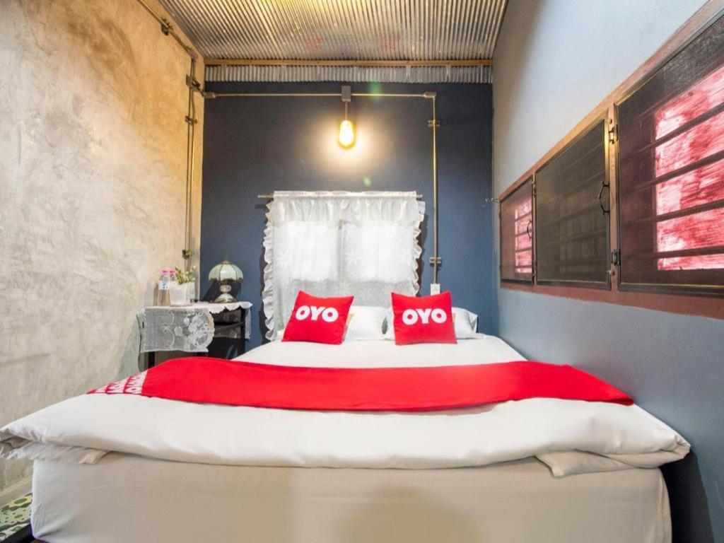 Hotel Oyo 999 Baan Pak Rom Ruen HHQ Exterior foto