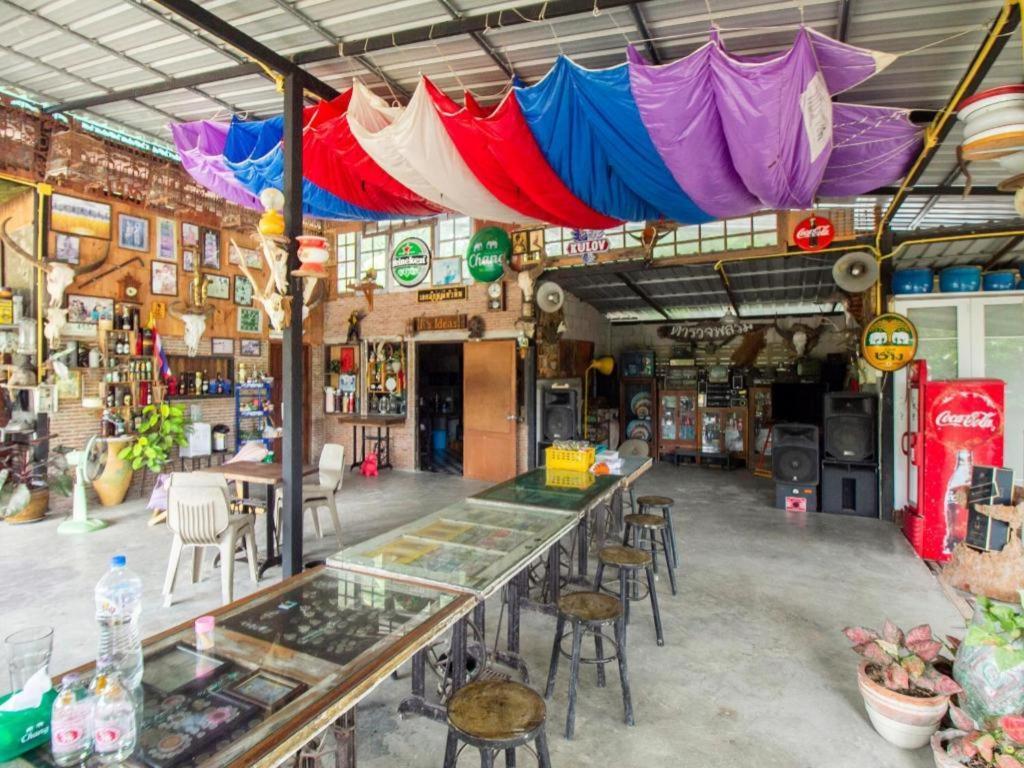 Hotel Oyo 999 Baan Pak Rom Ruen HHQ Exterior foto