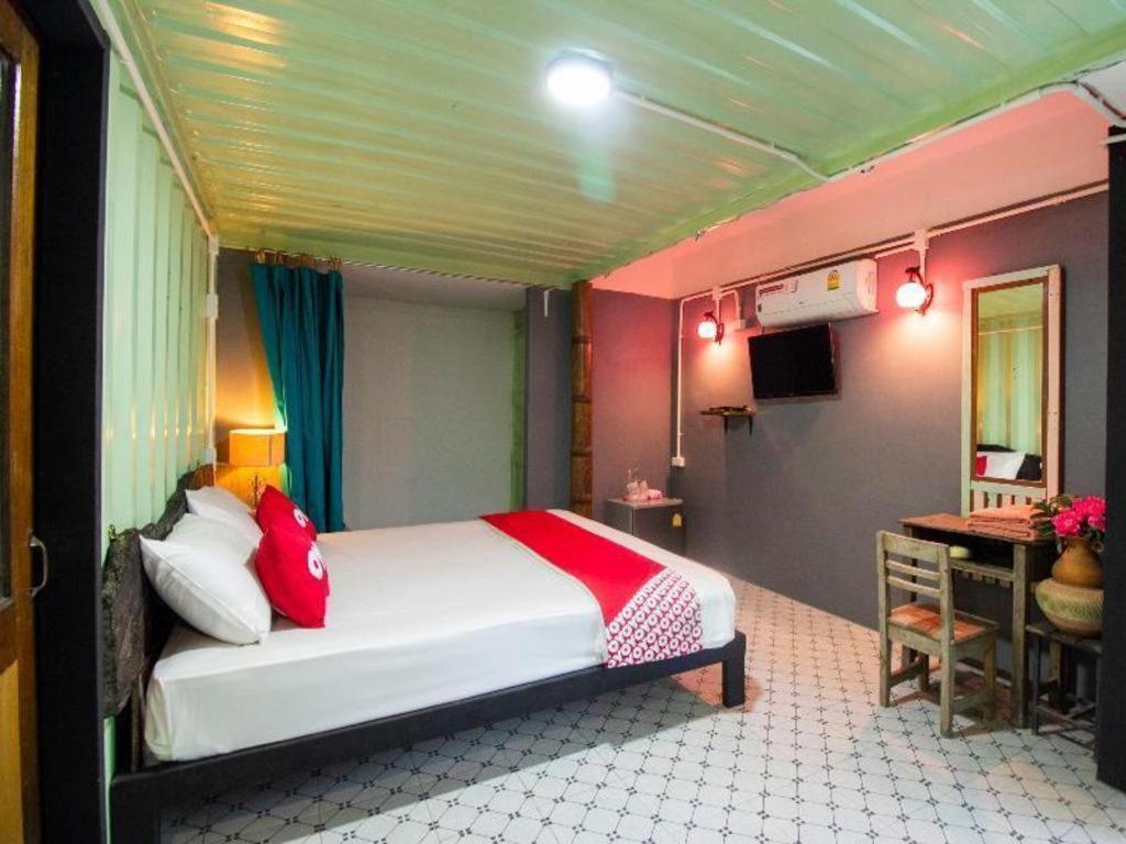 Hotel Oyo 999 Baan Pak Rom Ruen HHQ Exterior foto