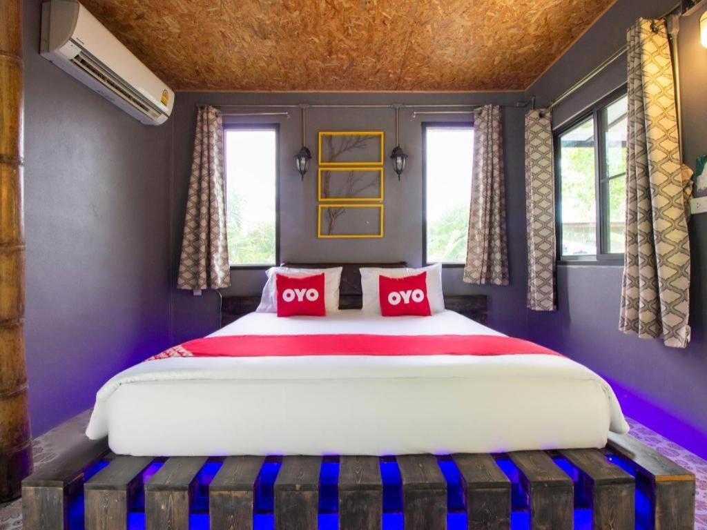 Hotel Oyo 999 Baan Pak Rom Ruen HHQ Exterior foto